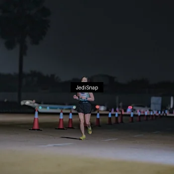 Runner Photo 7449557
