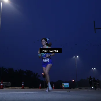 Runner Photo 7449562