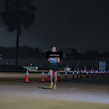 Runner Photo 7449572