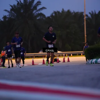 Runner Photo 7449585