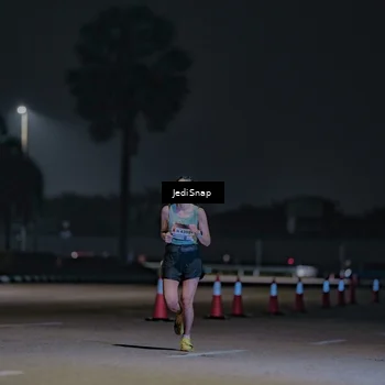 Runner Photo 7449586