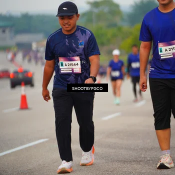 Runner Photo 7449587