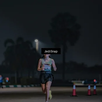 Runner Photo 7449597