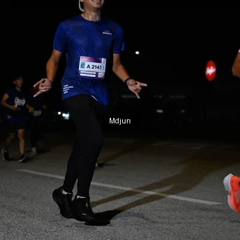 Runner Photo 7449603