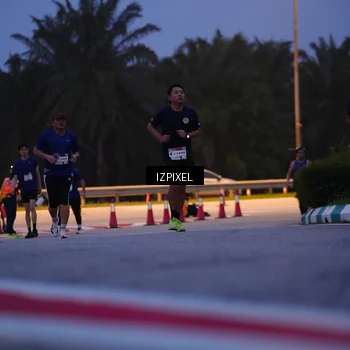 Runner Photo 7449623