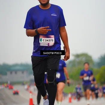 Runner Photo 7449677