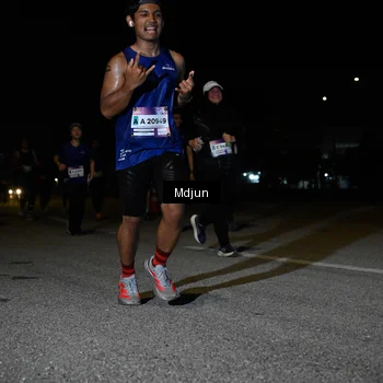 Runner Photo 7449699