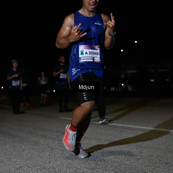 Runner Photo 7449705