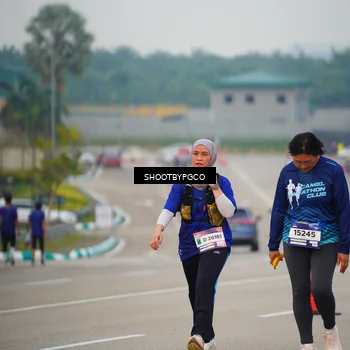 Runner Photo 7449707