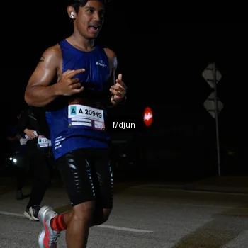 Runner Photo 7449709