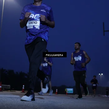 Runner Photo 7449766