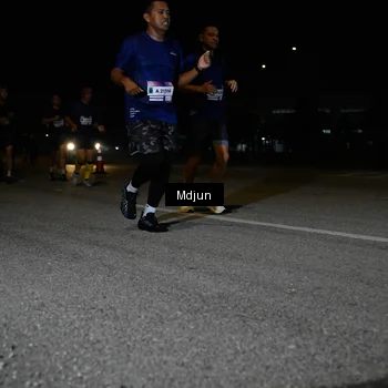 Runner Photo 7449785