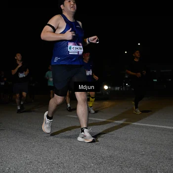 Runner Photo 7449813