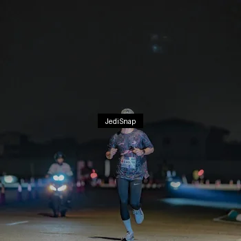 Runner Photo 7449820