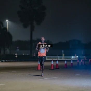 Runner Photo 7449832