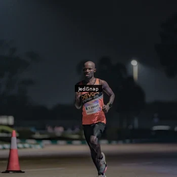 Runner Photo 7449844