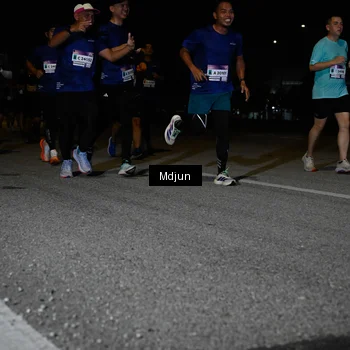 Runner Photo 7449851