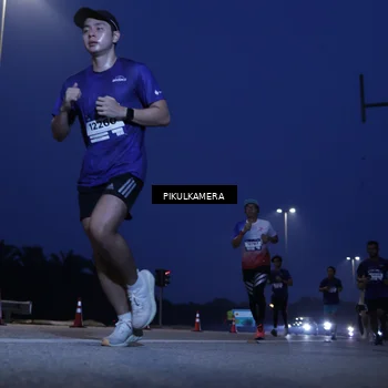 Runner Photo 7449854