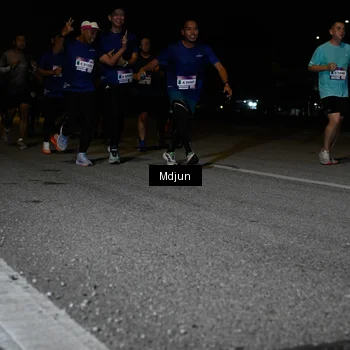 Runner Photo 7449873
