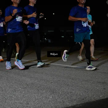 Runner Photo 7449876