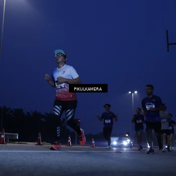 Runner Photo 7449878
