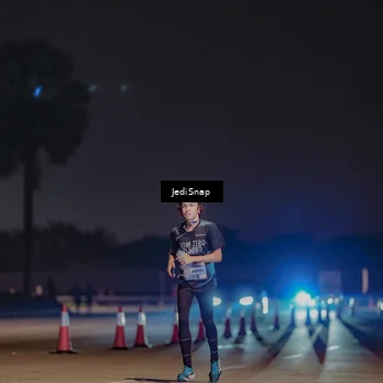 Runner Photo 7449890