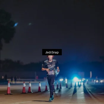 Runner Photo 7449891