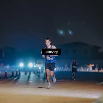 Runner Photo 7449923