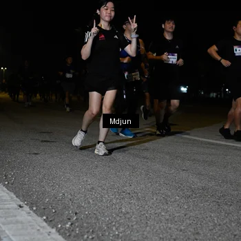 Runner Photo 7449926