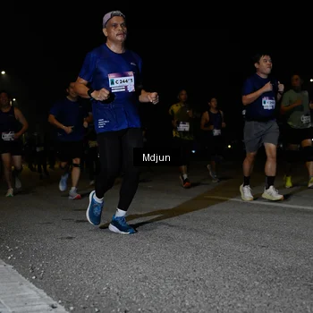 Runner Photo 7449947