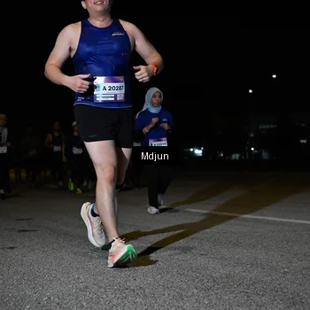 Runner Photo 7449971