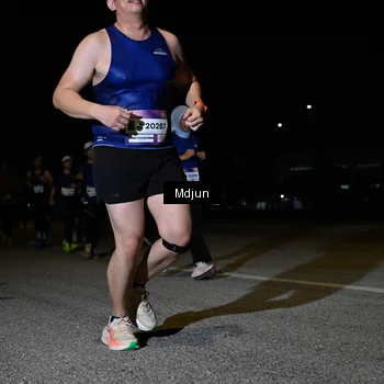 Runner Photo 7449972