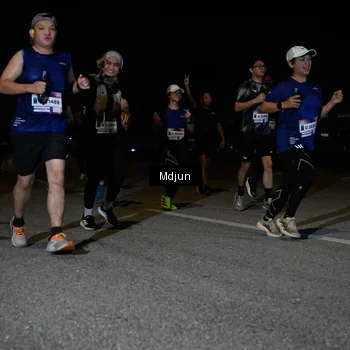 Runner Photo 7449974