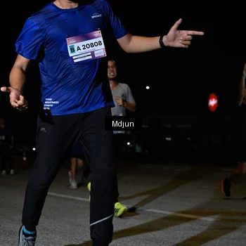 Runner Photo 7449989