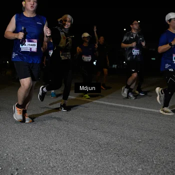 Runner Photo 7449994