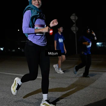 Runner Photo 7449998