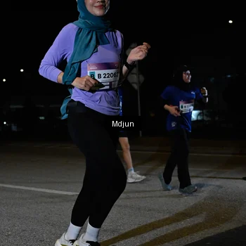 Runner Photo 7450003