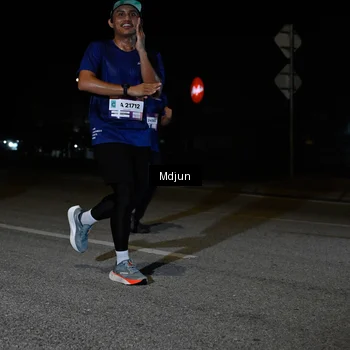 Runner Photo 7450031