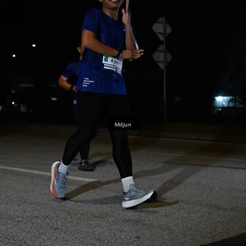 Runner Photo 7450034