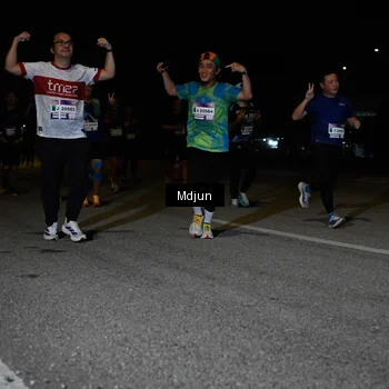 Runner Photo 7450051