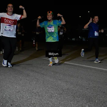 Runner Photo 7450055