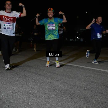 Runner Photo 7450057