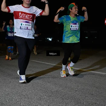 Runner Photo 7450060