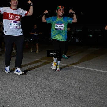 Runner Photo 7450063