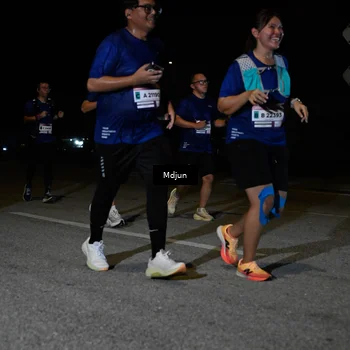 Runner Photo 7450076