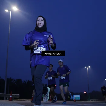 Runner Photo 7450081