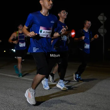 Runner Photo 7450094