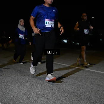 Runner Photo 7450097