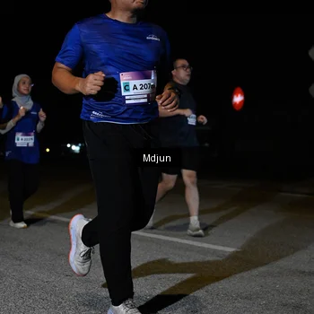 Runner Photo 7450114
