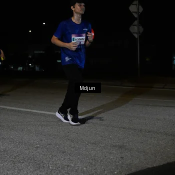 Runner Photo 7450121